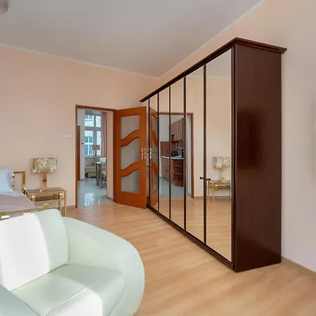 Elegancki W Poznaniu By Renters Lägenhet *